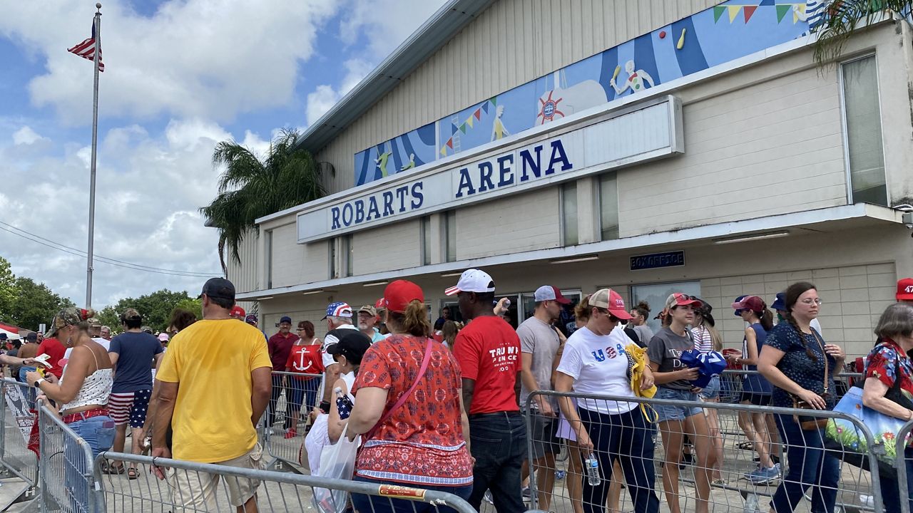 Trump supporters wait in long lines at the Sarasota Fairgrounds to see the former president speak (Spectrum News/Laurie Davison)